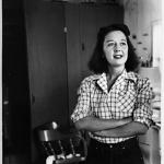 Dorothea tanning photo